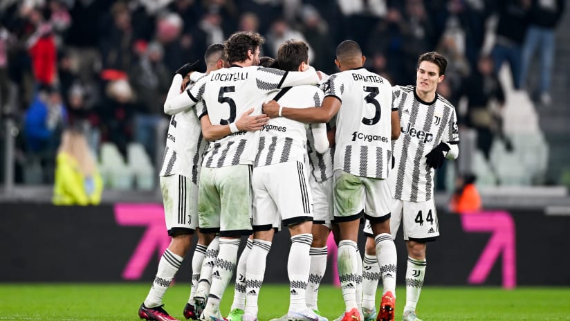 L'esultanza della Juventus dopo il terzo gol segnato all'Atalanta all'Allianz Stadium