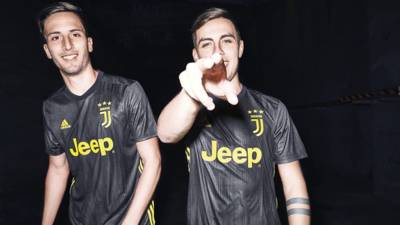 FW18_AClubs_2D_Juventus_THIRD_BENTANCUR_DYBALA_3191_RZ02.jpg