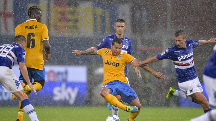 Sampdoria - Juventus | Serie A debut and goal: super Tevez in Marassi!