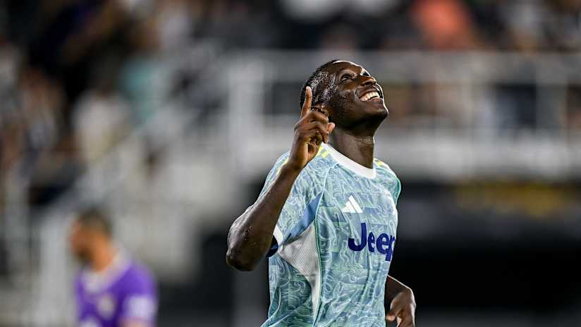 Kolo Muani: the 2024/25 goal collection