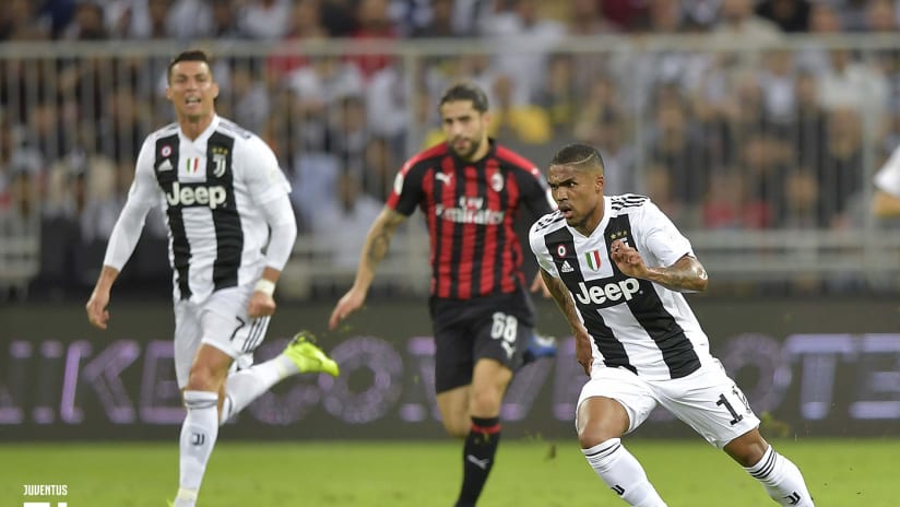 douglas-costa_juve-milan_16-01-19.jpg