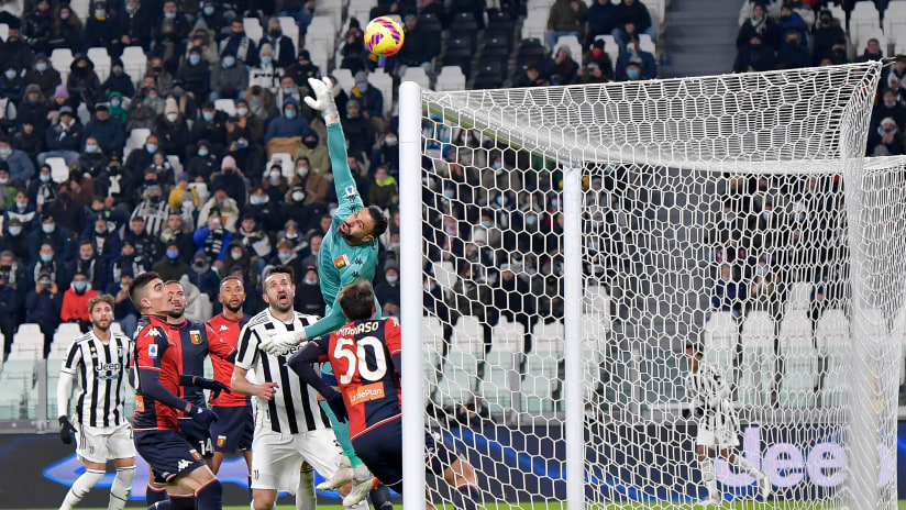 Season Review 2021/22 | Every Angle: il gol di Cuadrado contro il Genoa!