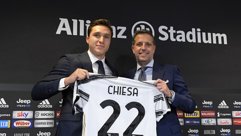 Welcome Federico | Chiesa is Presented as a Juventus Player