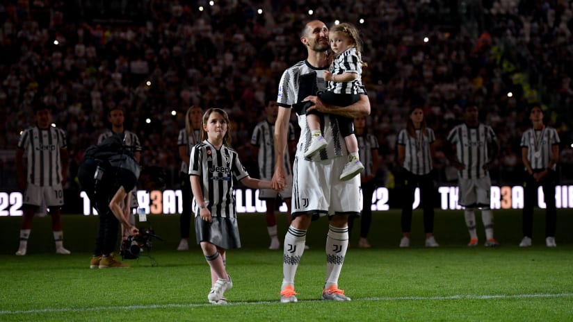 Un anno fa il saluto della Juventus a Chiellini