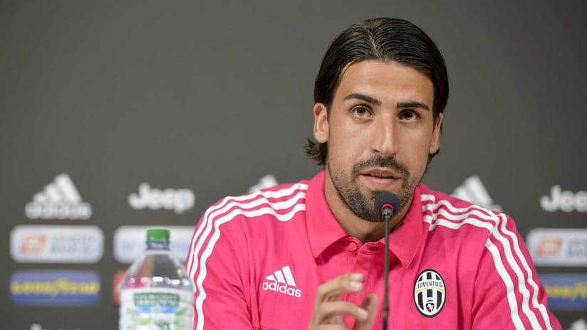 khedira conferenza stampa presentazione2.jpg