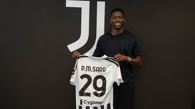 First Drive | Pape Sarr, welcome to Juventus!