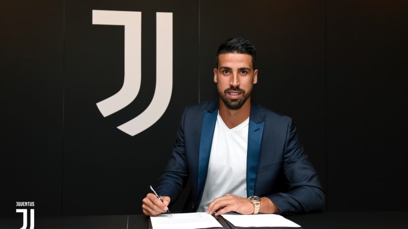 khedira_firma02.jpg