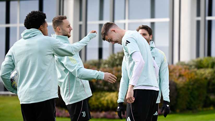 Boga and Holm first training with the team