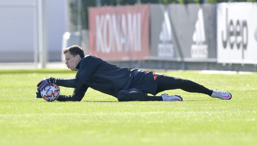 Juventus - Ferencvaros | Szczesny: «Dovremo essere concentrati»