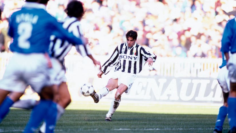 History | The birth of the goal 'alla Del Piero'