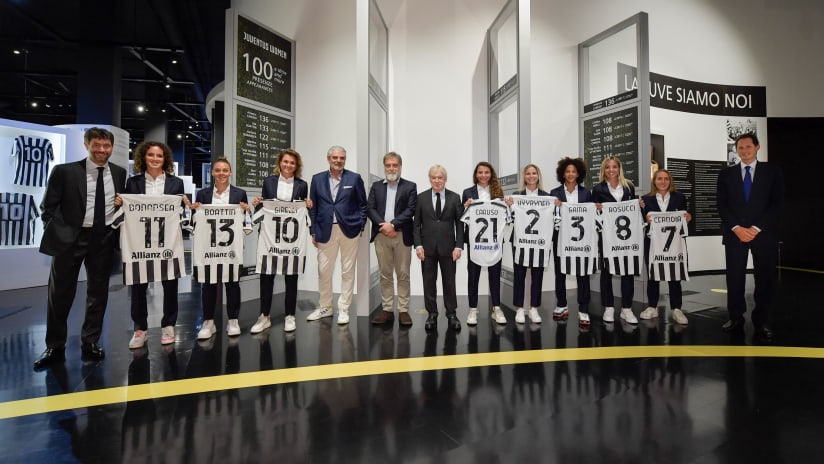 Women | Le maglie delle 8 "centenarie" allo Juventus Museum!