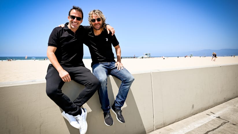 Del Piero & Nedved tour Venice Beach!