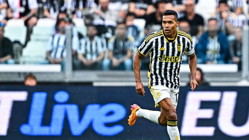 Alex Sandro's all goals and assists with Juventus