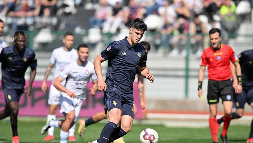 Highlights Serie C | Juventus Next Gen - Crotone