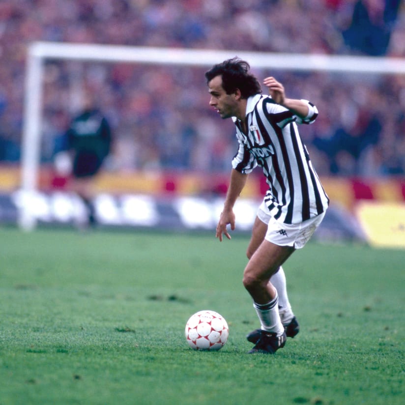 Black & White Memory Vault | The clash of Champions at the Olimpico