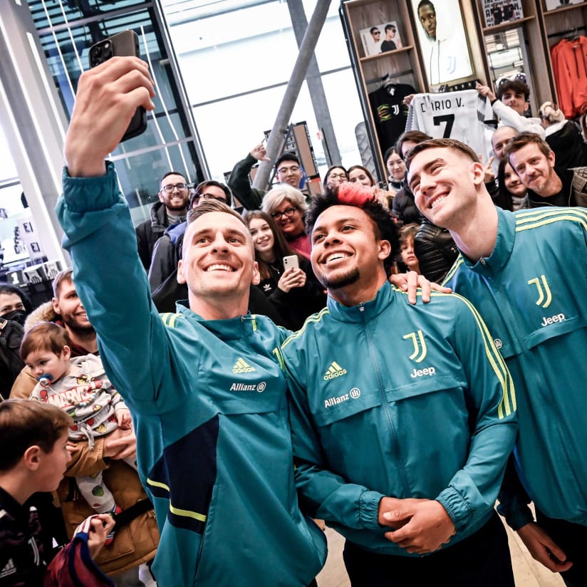 Gallery | Meet&Greet @ Stadium Megastore!