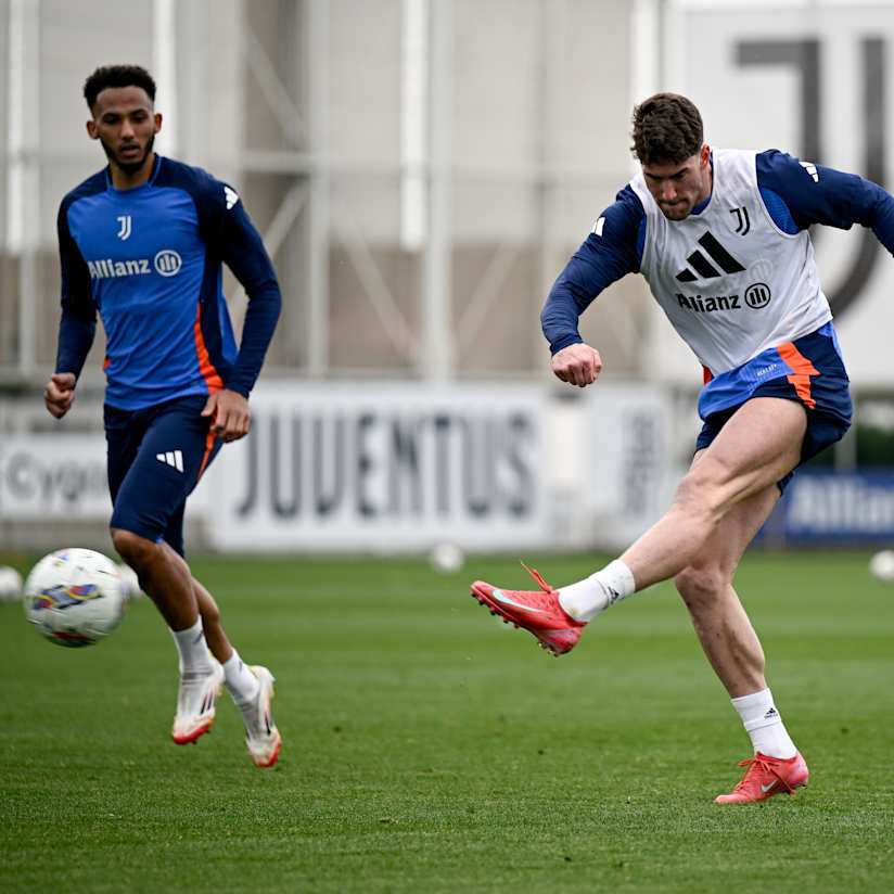 Training Center | Focus on pressing and tactics