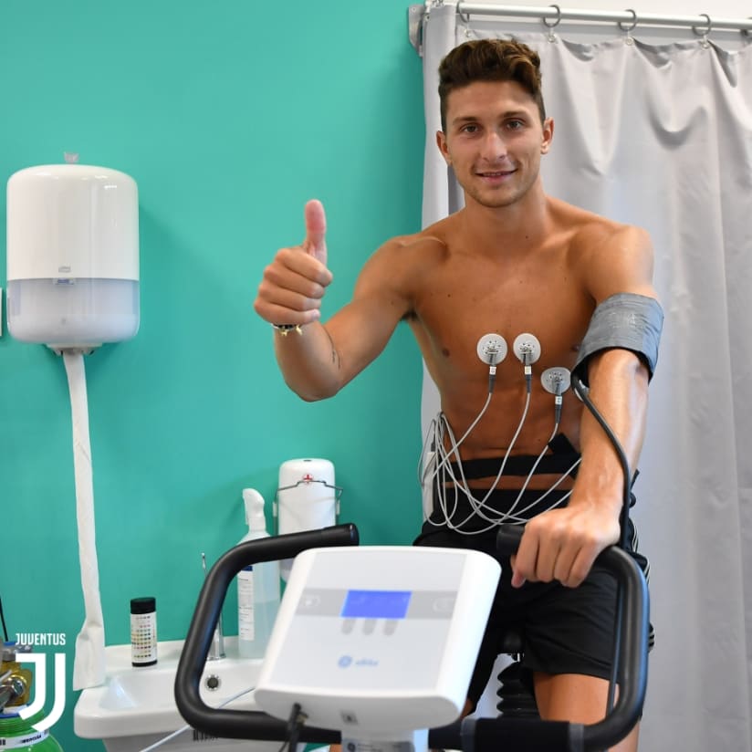 Mattia Caldara arrives for medical visit 
