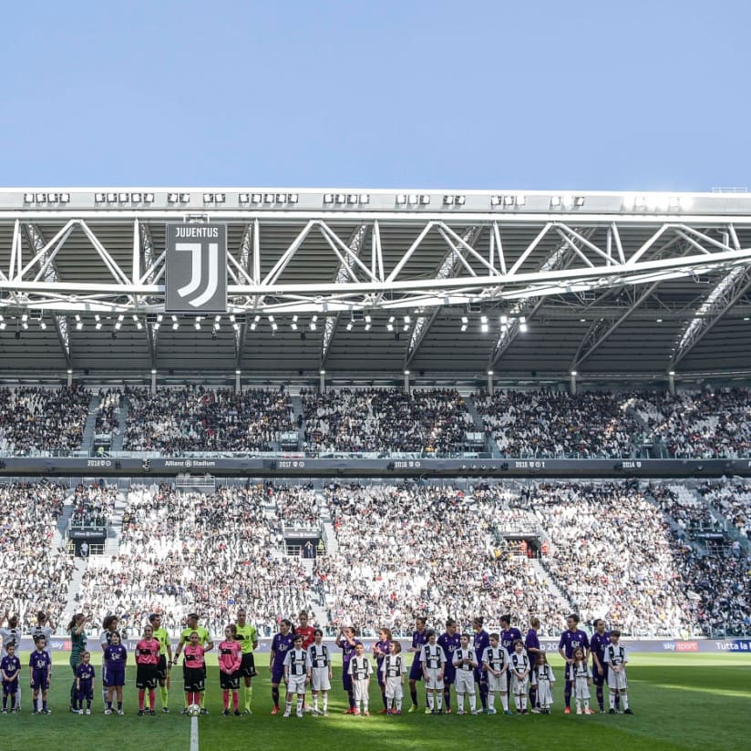 #HERE2STAY - The Première – Lo show in campo