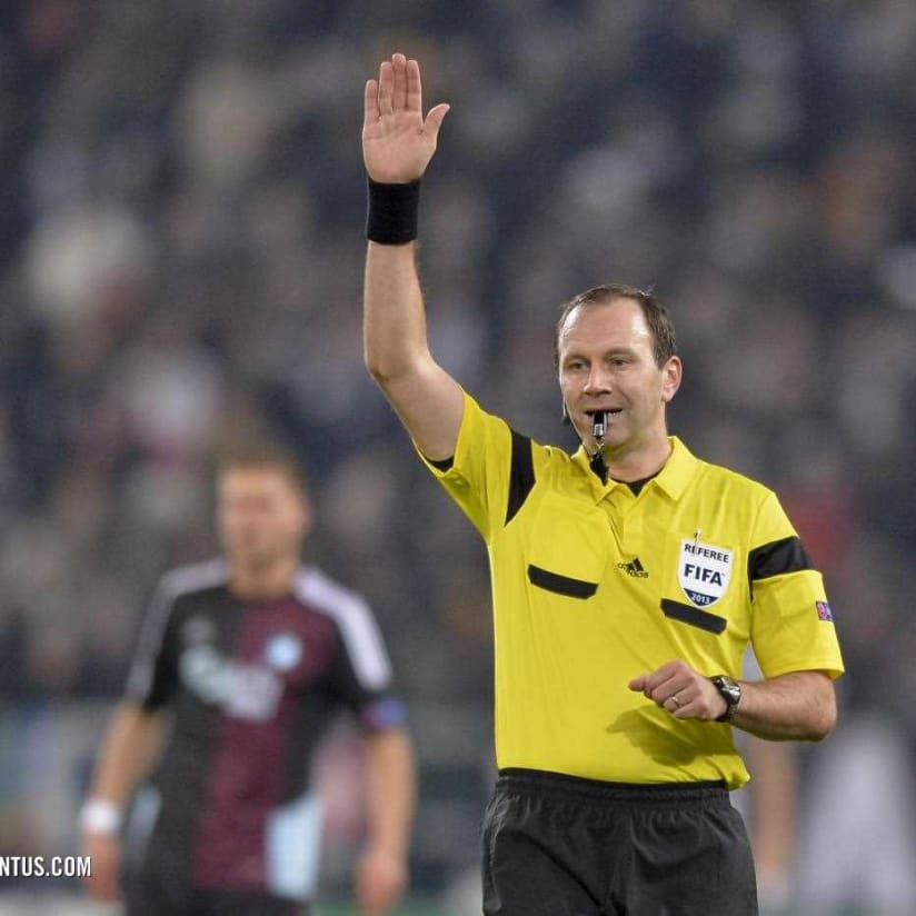 Eriksson to referee Sevilla tie