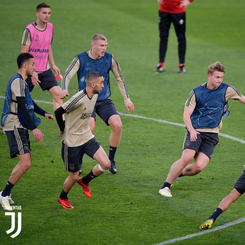Ajax train at Allianz Stadium