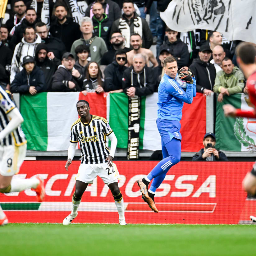 Szczesny's 100th clean sheet with Juventus!