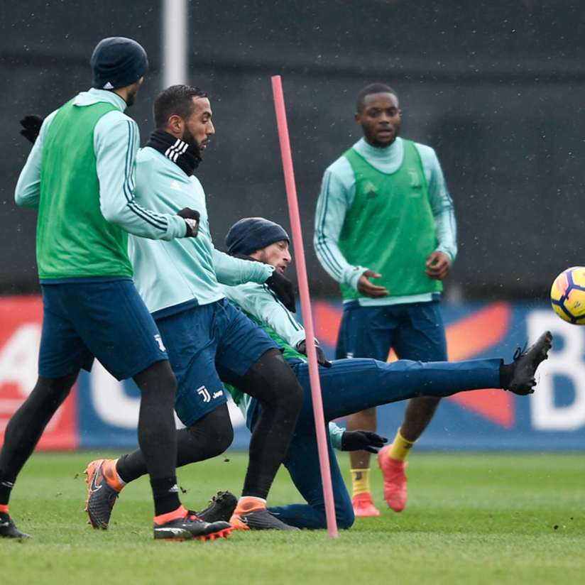 Verso la Fiorentina, al lavoro sotto la pioggia di Vinovo