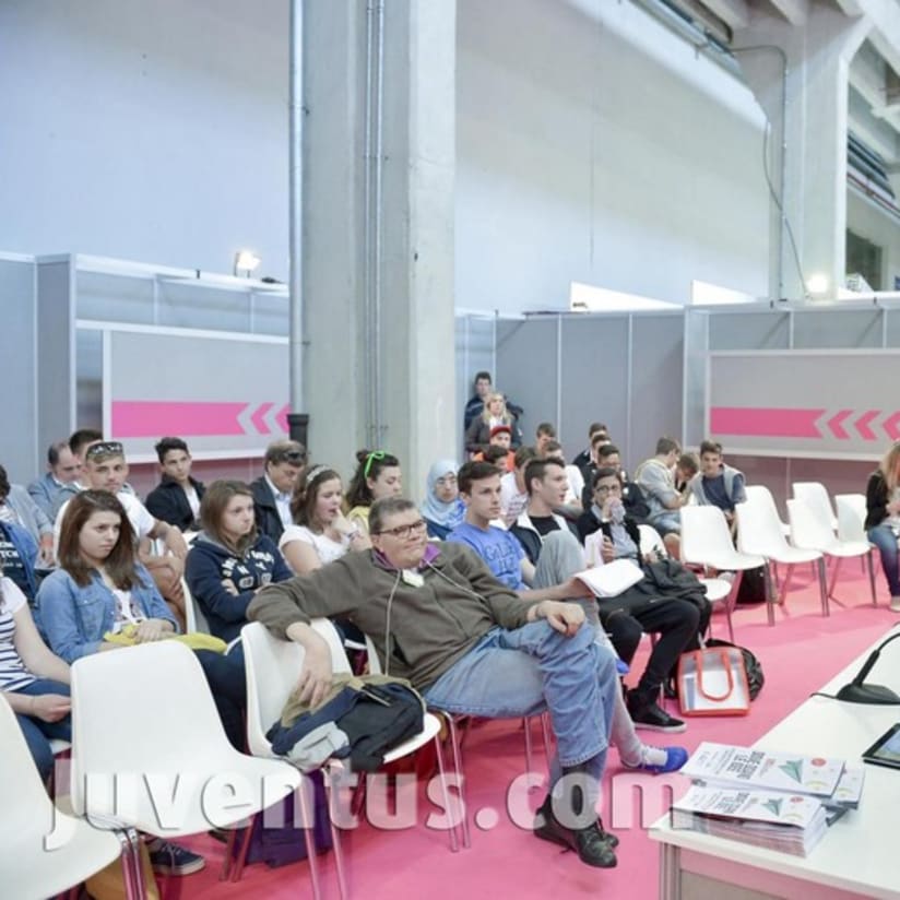 Il J College al Salone del Libro