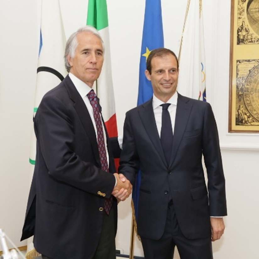 Allegri receives Bearzot award in Rome