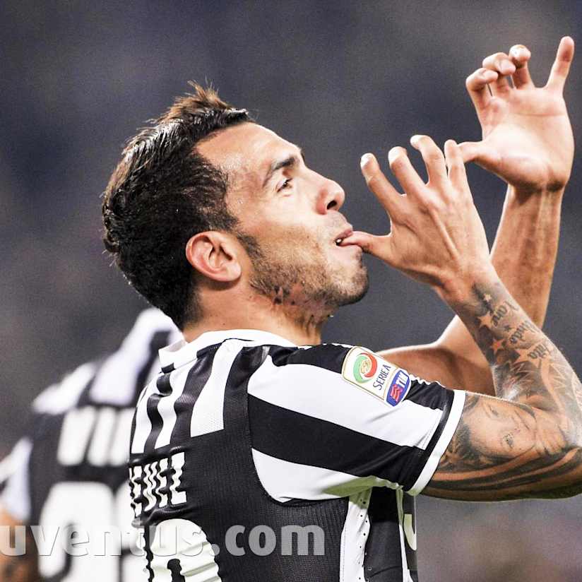 Tevez suona la carica