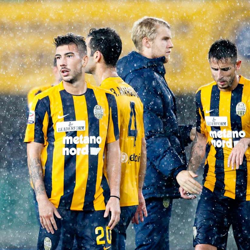 Verona announce travelling party