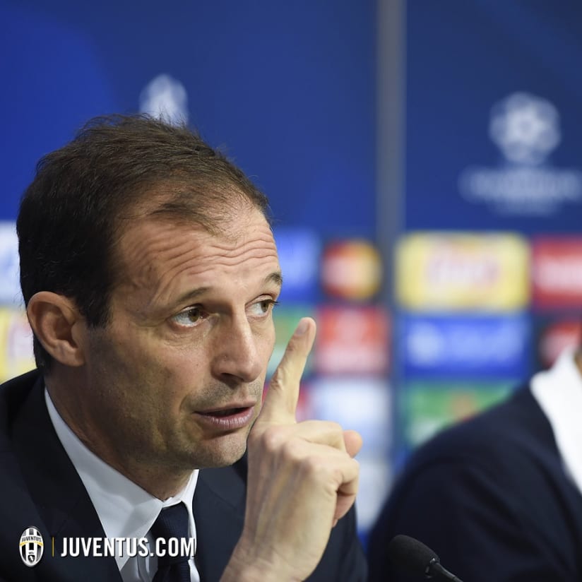 Allegri and Buffon discuss #SevillaJuve