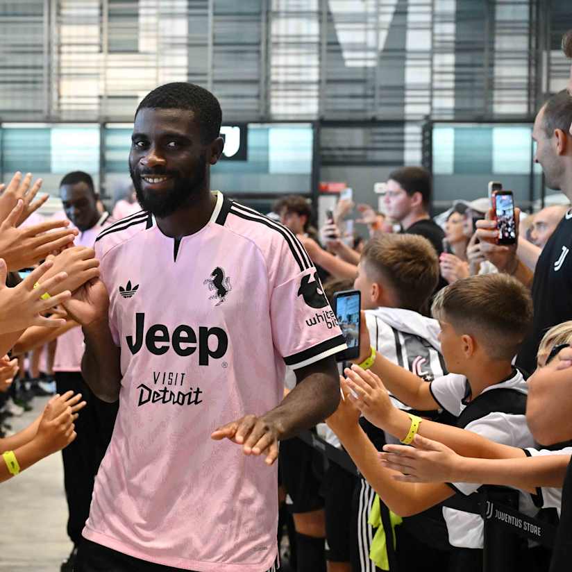 Gallery | Meet and Greet at the Juventus Store with Perin, Ekhator and Boga