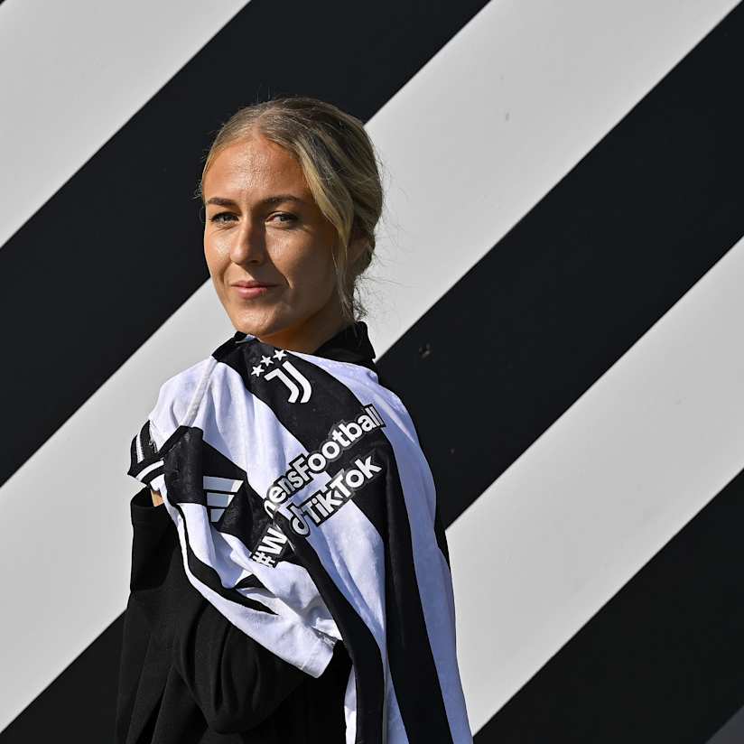 Le emozioni di Emma al momento del rinnovo