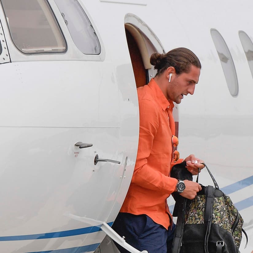 Adrien Rabiot arrives in Turin!