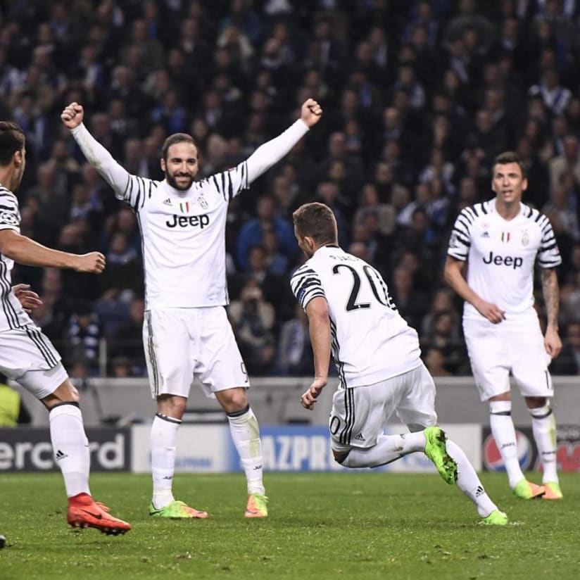 Super subs strike in Porto