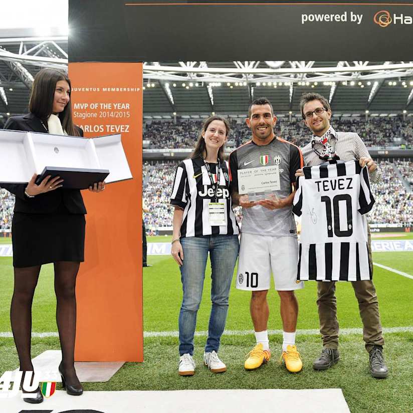 Argentine awards ceremony for Tevez!