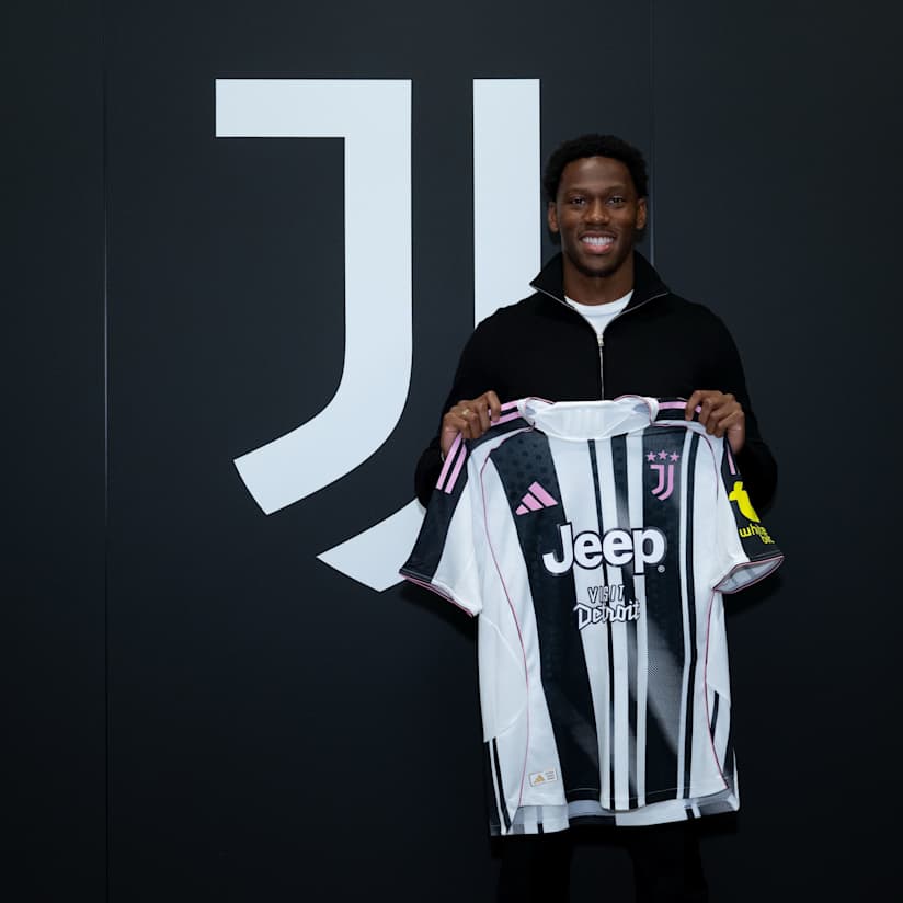 Jonathan David alla Juventus: le statistiche dell’attaccante canadese