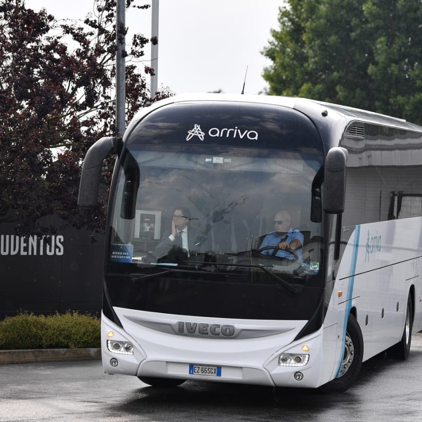 Pjanic and Bosnia train at Vinovo