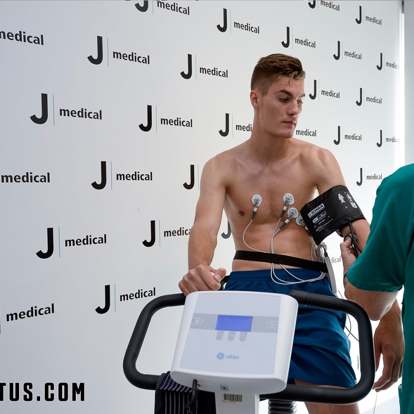 Le visite mediche di Patrik Schick