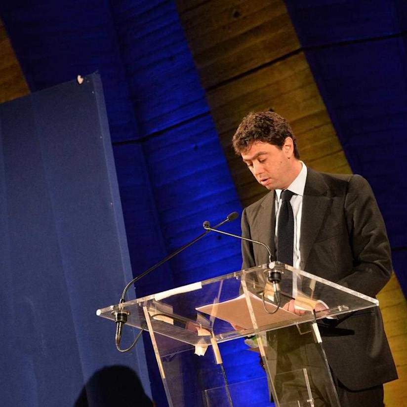 UNESCO presents first report on racism in football