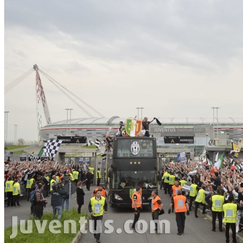 Mille bandiere bianconere...
