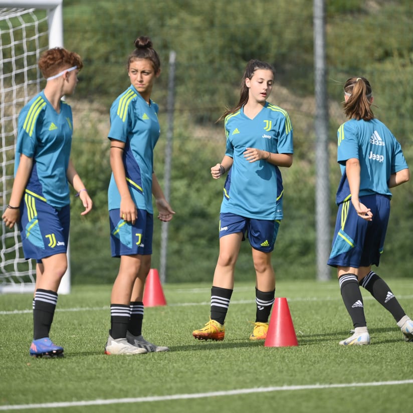 Women Under 15 working in Garino