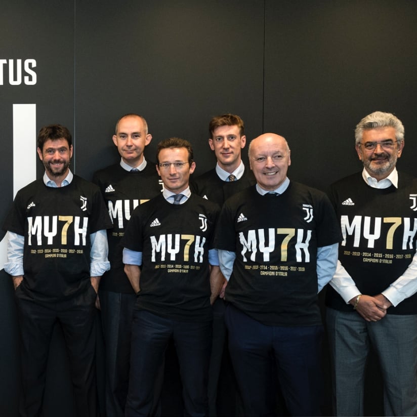 Juventus board celebrates #MY7H!