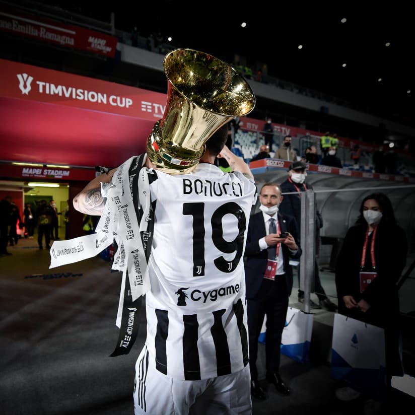 Bonucci, il viaggio con la Juventus in 19 foto