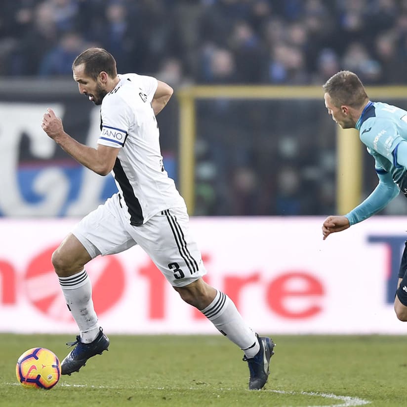 Chiellini praises Juve composure despite dropped points