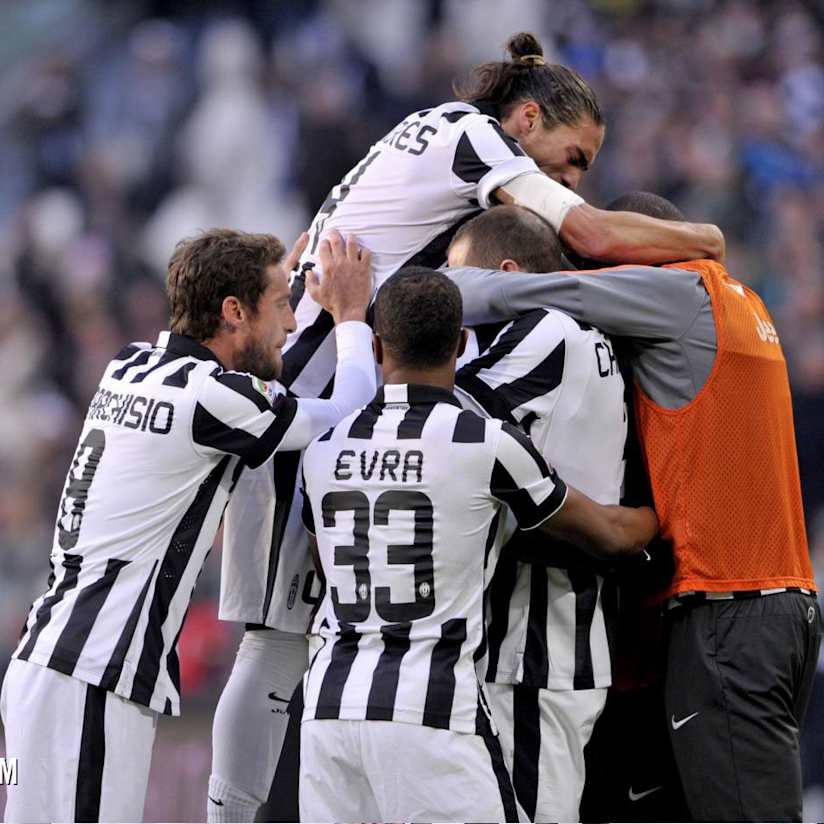 Pogba magic inspires two-goal win over Chievo