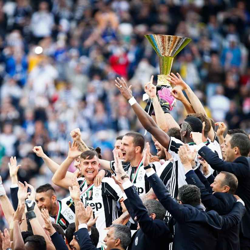 2016 Review: Juve make Hi5tory!