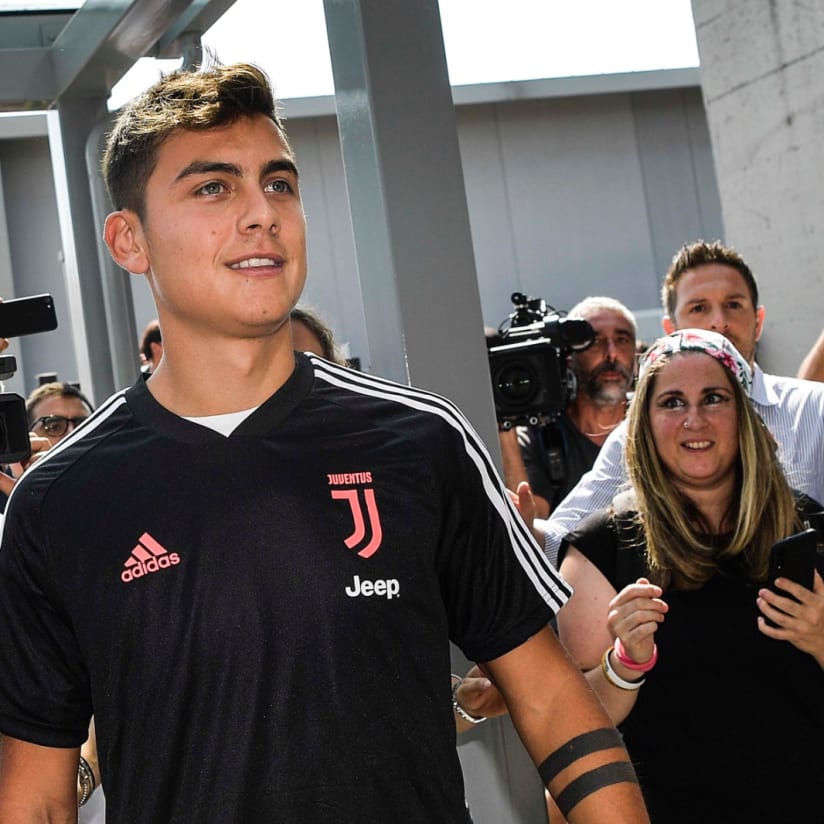 Le visite di Alex Sandro e Dybala