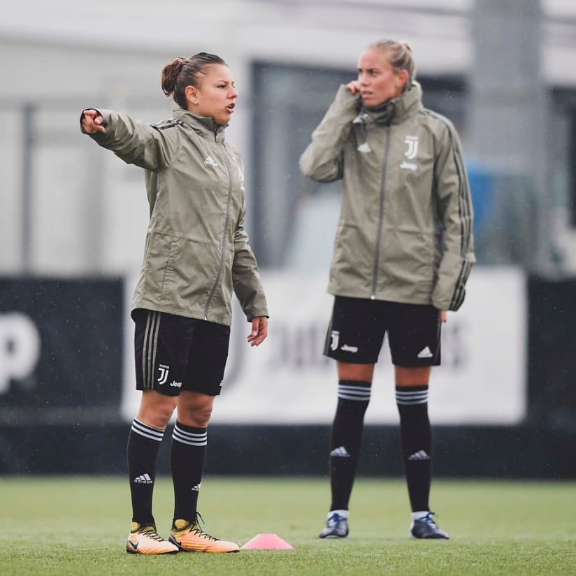 Juventus Women: Berlatih untuk Super Cup!